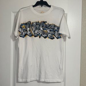 BOYS XL NIKE TEE